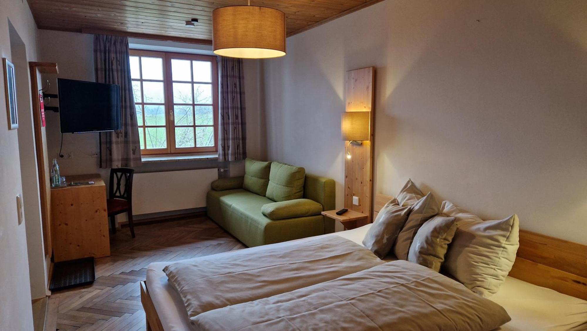 Hotel Landgasthof Alter Wirt Фішбахау Екстер'єр фото